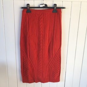 Knit skirt, autumnal rust color
